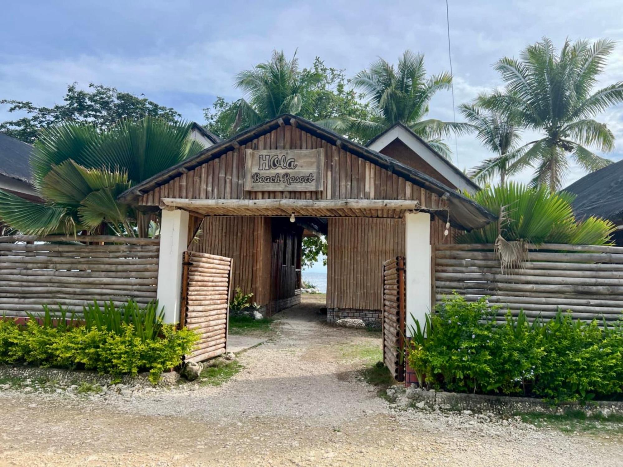 Hola Beach Resort Siquijor Exterior photo