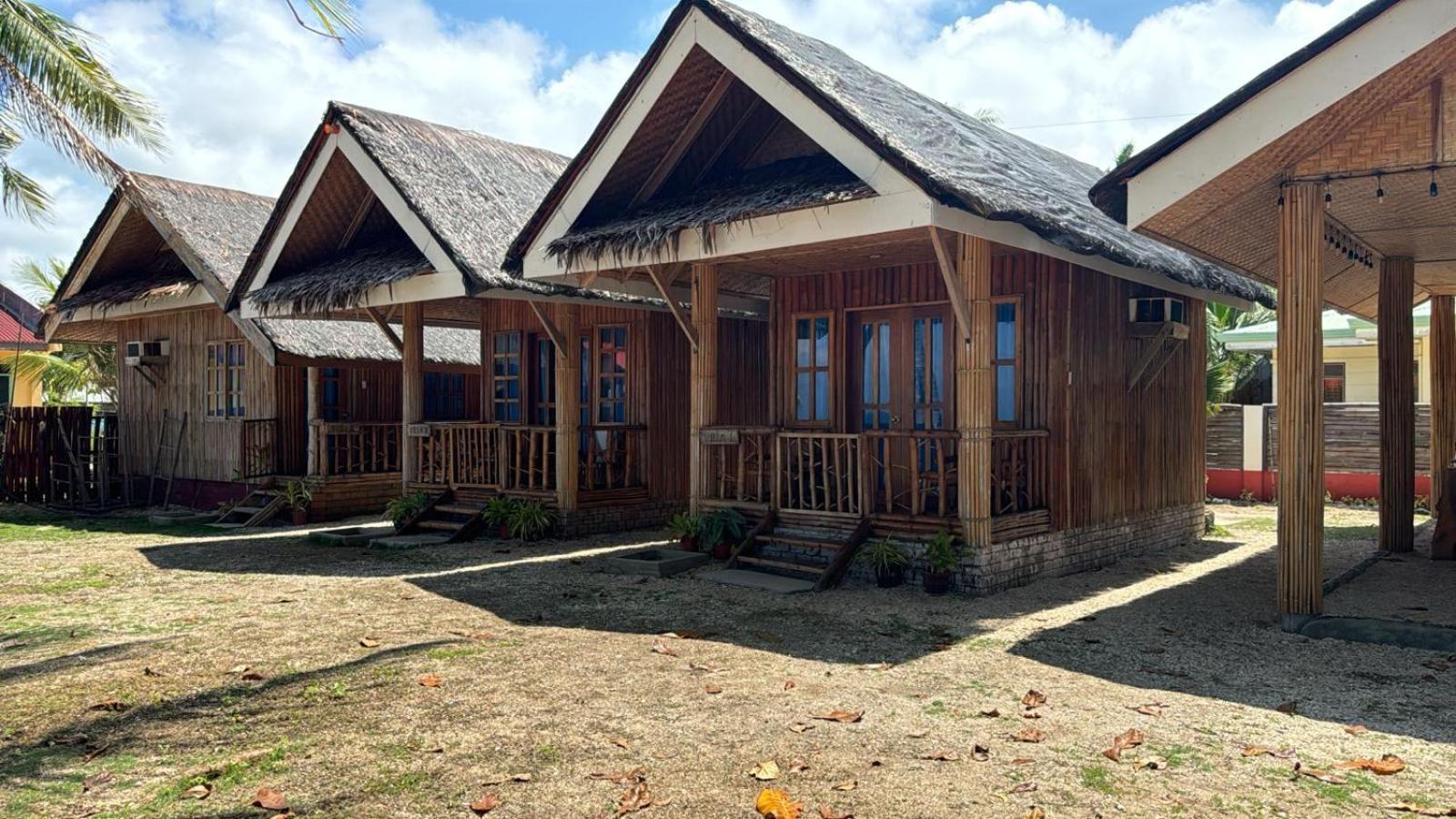 Hola Beach Resort Siquijor Exterior photo