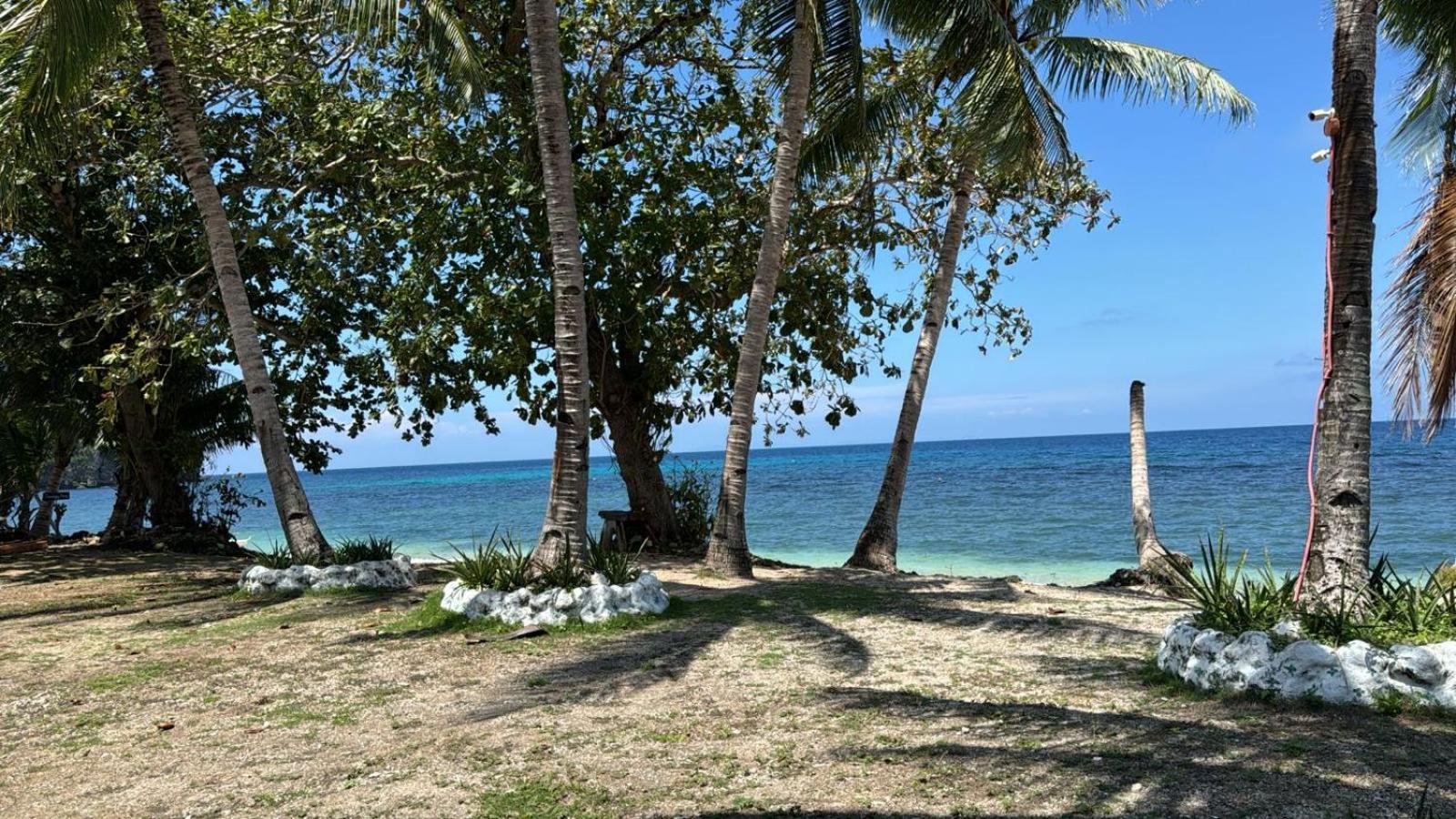 Hola Beach Resort Siquijor Exterior photo