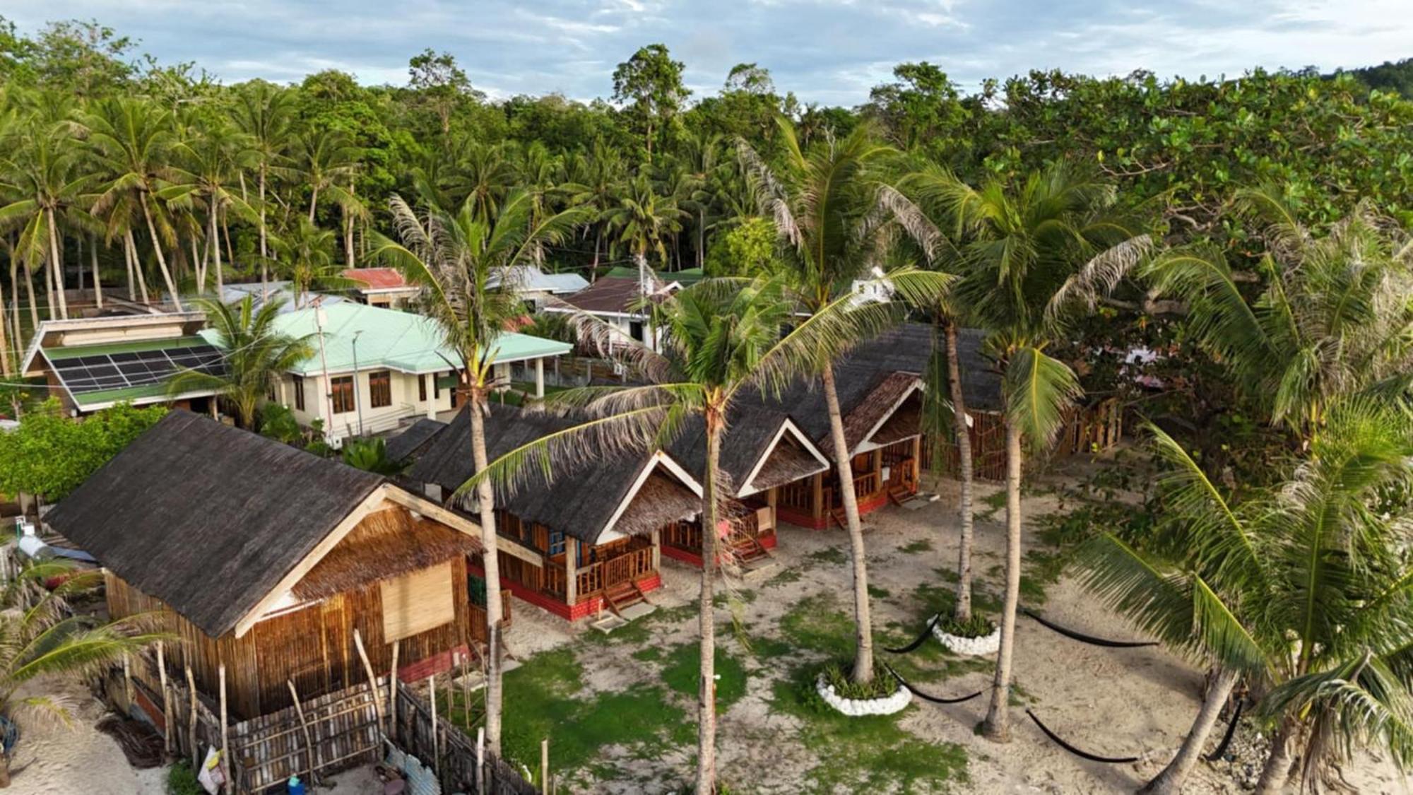 Hola Beach Resort Siquijor Exterior photo